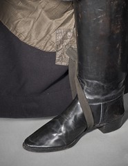 Anglų lietuvių žodynas. Žodis riding boot reiškia jojimo įkrovos lietuviškai.