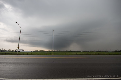 Supercell in Milton • <a style="font-size:0.8em;" href="http://www.flickr.com/photos/65051383@N05/8726608297/" target="_blank">View on Flickr</a>