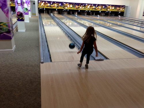 Nora's bowling form • <a style="font-size:0.8em;" href="http://www.flickr.com/photos/96277117@N00/9090766066/" target="_blank">View on Flickr</a>