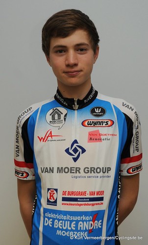 Van Moer Group Cycling Team (121)