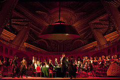 How to Stage an Opera: tradition and transformation in La traviata