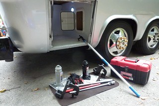 Rear Storage with tire change gear in fwd locker