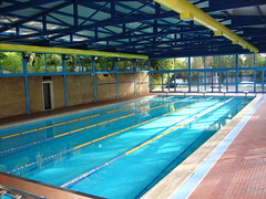 La piscina - 6 • <a style="font-size:0.8em;" href="http://www.flickr.com/photos/97213499@N04/9093626452/" target="_blank">View on Flickr</a>