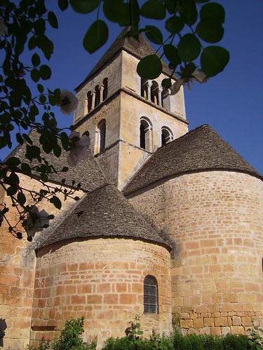 Saint-Léon sur Vézère - église romane