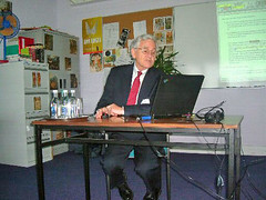 conference2005-27_jpg