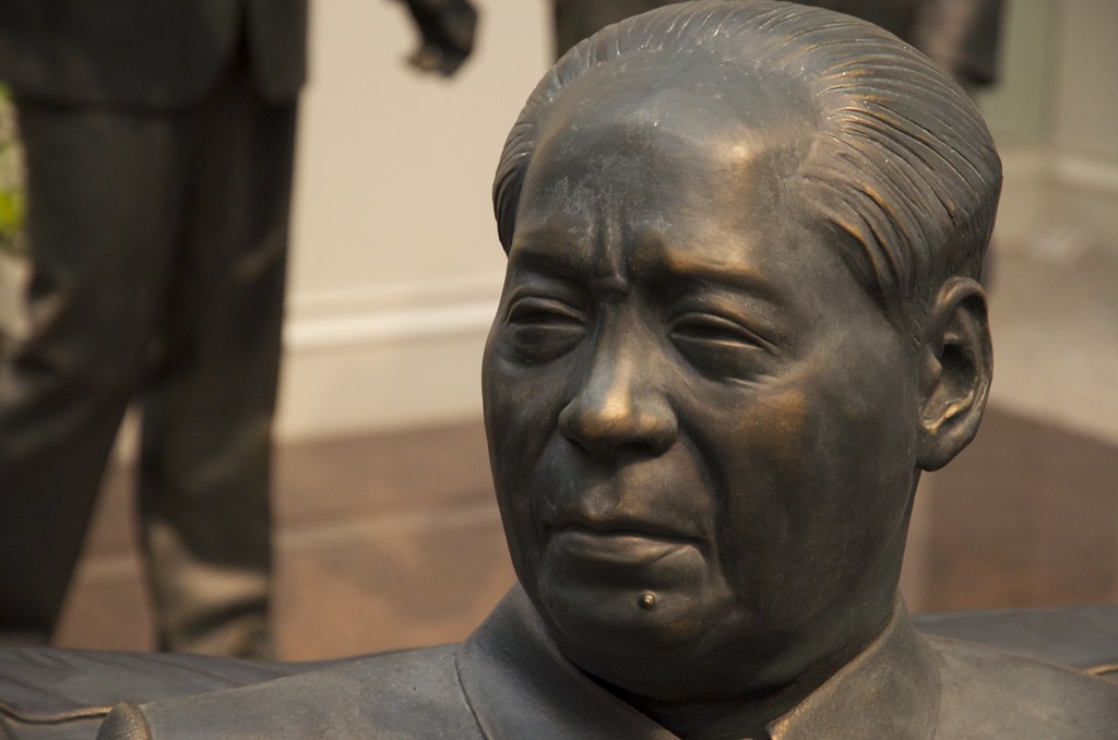 Image result for mao statue in nixon library
