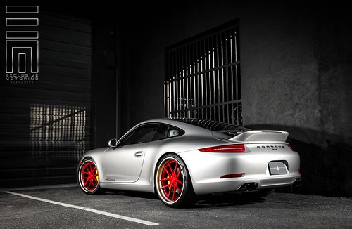 Porsche 911 Carrera от Exclusive Motoring