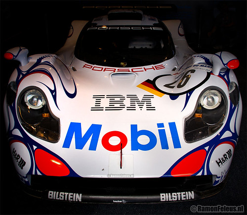 Porsche 911 GT1-98 (1998 winner)
