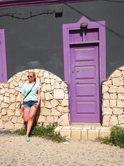In Nothing Hill they have the blue door, here they have the purple!