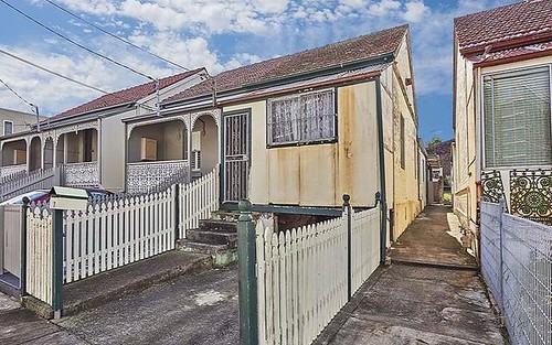17 Smith St, Summer Hill NSW 2287