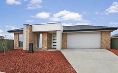 3 CABERNET DRIVE, Maiden Gully VIC
