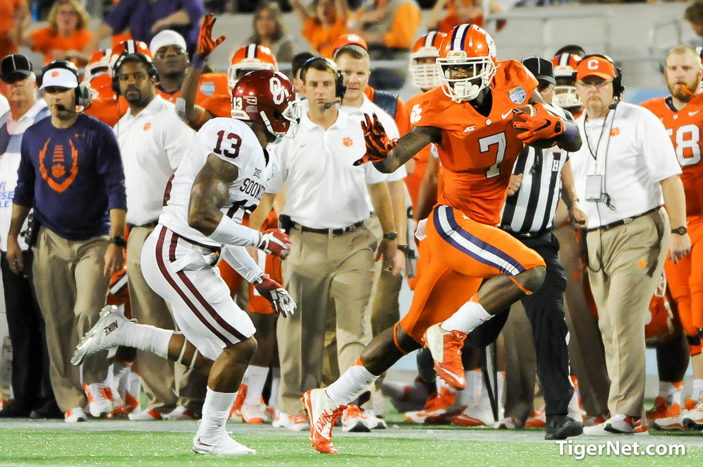Clemson Football Photo of Russell Athletic Bowl and Mike Williams