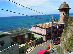 La Perla is a area in San Juan where the poor people live, its also here gangs, drugs and Other illegal aktivitet happens. Tourists are adviced not to walk around here.