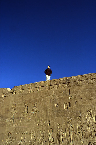 Ägypten 1999 (447) Theben West: Medinet Habu • <a style="font-size:0.8em;" href="http://www.flickr.com/photos/69570948@N04/29838238301/" target="_blank">Auf Flickr ansehen</a>