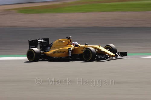Kevin Magnussen in his Renault in Free Practice 2 at the 2016 British Grand Prix