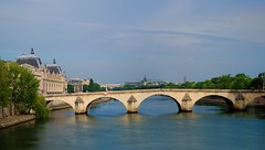 Pont Royal • <a style="font-size:0.8em;" href="http://www.flickr.com/photos/29084014@N02/15864128438/" target="_blank">View on Flickr</a>