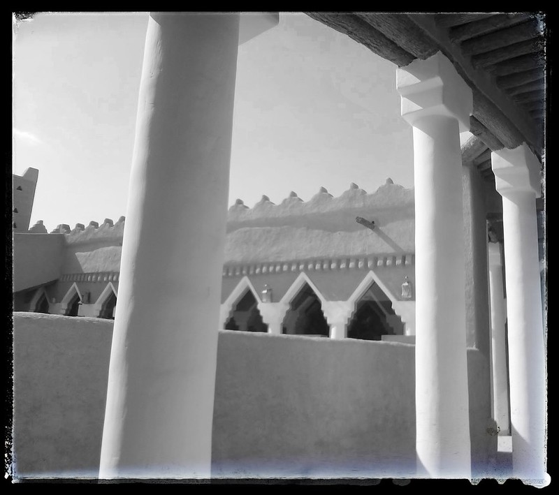 An Old Mosque - Al Diriyah<br/>© <a href="https://flickr.com/people/128272548@N02" target="_blank" rel="nofollow">128272548@N02</a> (<a href="https://flickr.com/photo.gne?id=15898592458" target="_blank" rel="nofollow">Flickr</a>)