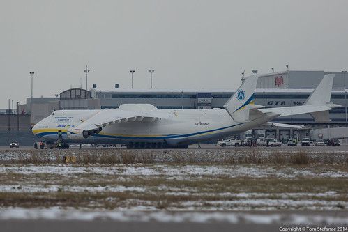 Antonov An-225 Mriya - Backing Up @ YYZ • <a style="font-size:0.8em;" href="http://www.flickr.com/photos/65051383@N05/15827362141/" target="_blank">View on Flickr</a>