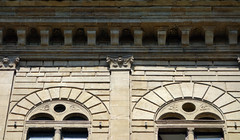 Alberti, Palazzo Rucellai, detail with cornice brackets