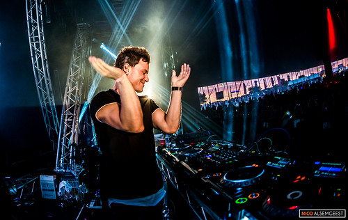 Fedde Le Grand @ Don't Let Daddy Know Creamfields 2015