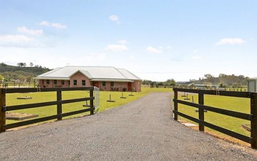 15 Calf Farm Road, Mount Hunter NSW