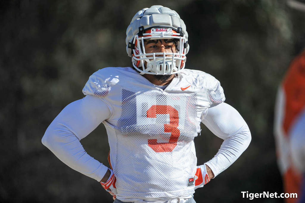 Clemson Football Photo of Vic Beasley and bowlpractice