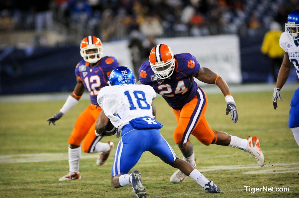 Clemson Football Photo of Bowl Game and kentucky and Kevin Alexander