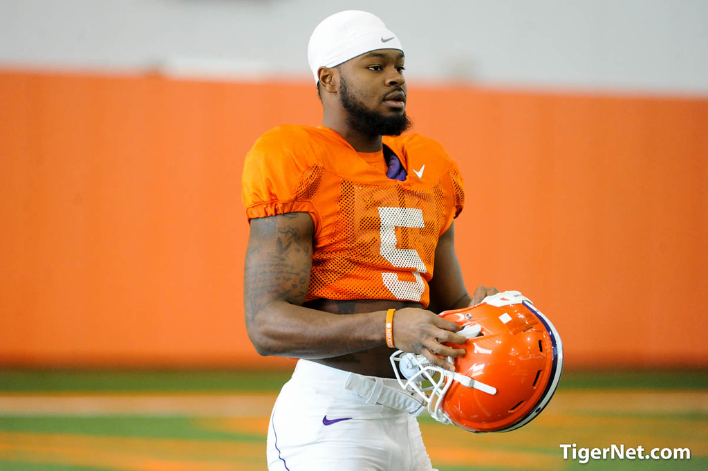 Clemson Football Photo of bowlpractice and Trevion Thompson