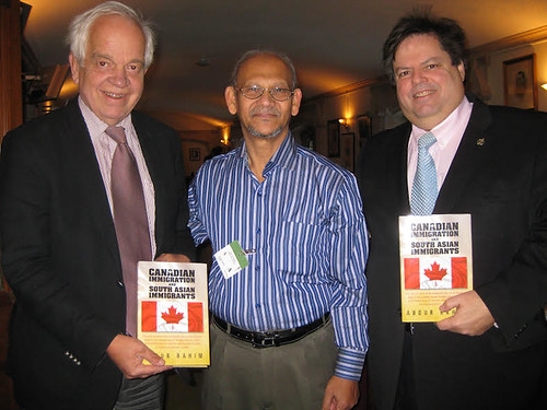 Mr. Abdur Rahim, author of the book "Canadian Immigration and South Asian Immigrants" / M. Abdur Rahim, auteur du livre "Canadian Immigration and South Asian Immigrants"