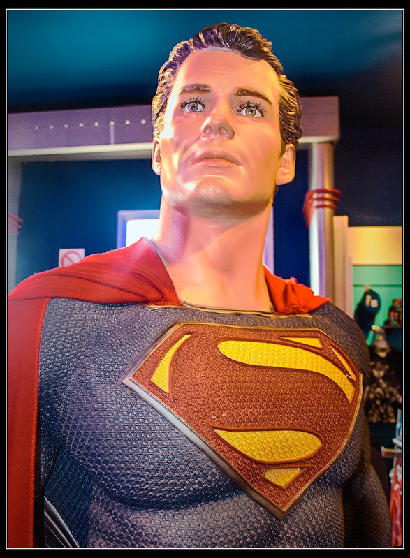 Superman, Parque Warner<br/>© <a href="https://flickr.com/people/37887039@N07" target="_blank" rel="nofollow">37887039@N07</a> (<a href="https://flickr.com/photo.gne?id=16025745098" target="_blank" rel="nofollow">Flickr</a>)