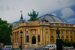 Grand Palais des Champs-Élysées • <a style="font-size:0.8em;" href="http://www.flickr.com/photos/29084014@N02/15432423553/" target="_blank">View on Flickr</a>