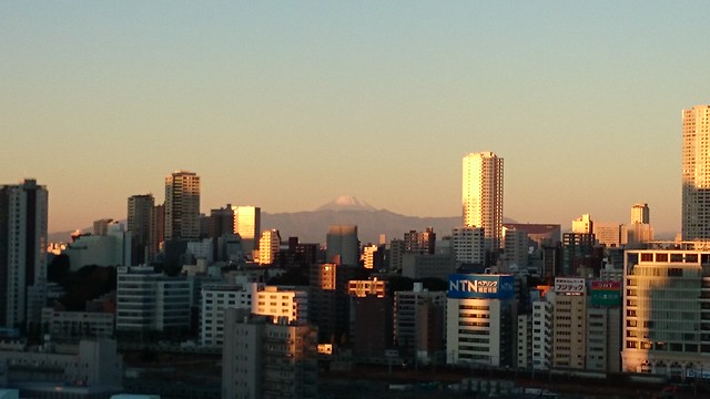 富士山見えるかなーと、確認。かなり綺麗に...