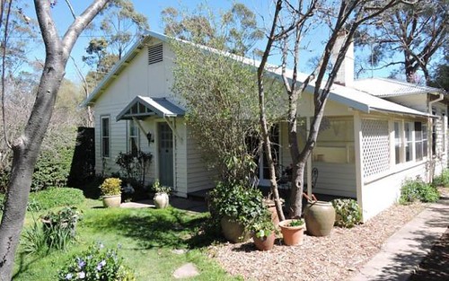 17 Holly St, Bowral NSW 2576