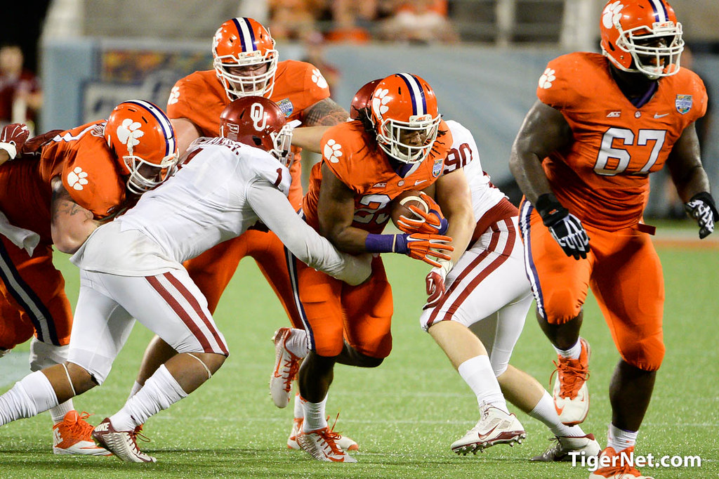 Clemson Football Photo of Russell Athletic Bowl and Tyshon Dye