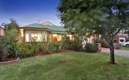 8 Oceanic Dr, Patterson Lakes VIC 3197