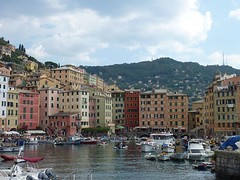A Door To Italy - Genoa