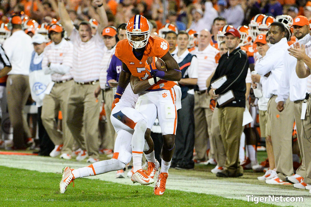 Clemson Football Photo of Mike Williams and Syracuse