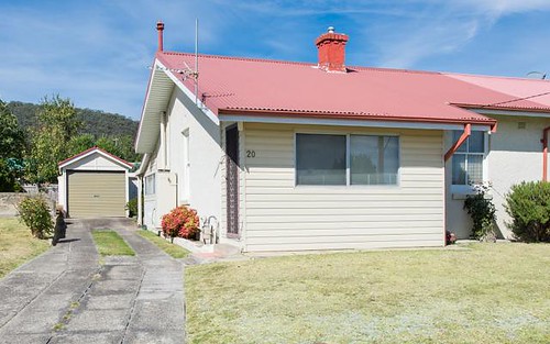 20 Lone Pine Ave, Lithgow NSW