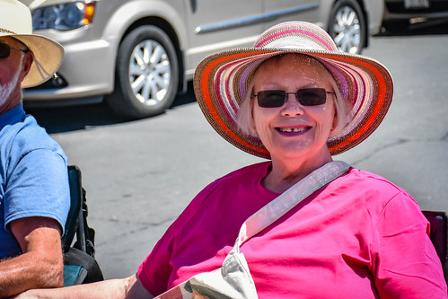 Grandma Ellen at the parade. • <a style="font-size:0.8em;" href="http://www.flickr.com/photos/96277117@N00/28283509665/" target="_blank">View on Flickr</a>