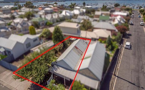 20 Dover Rd, Williamstown VIC 3016