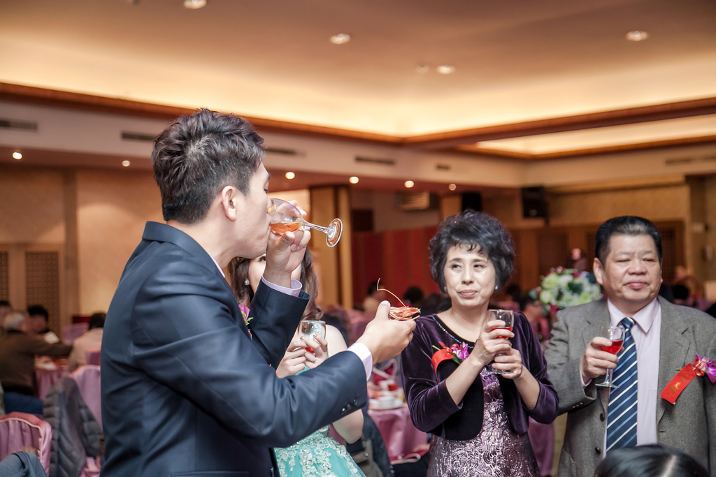 163