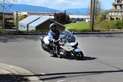 Anglų lietuvių žodynas. Žodis motorcycle cop reiškia motociklų policininkas lietuviškai.