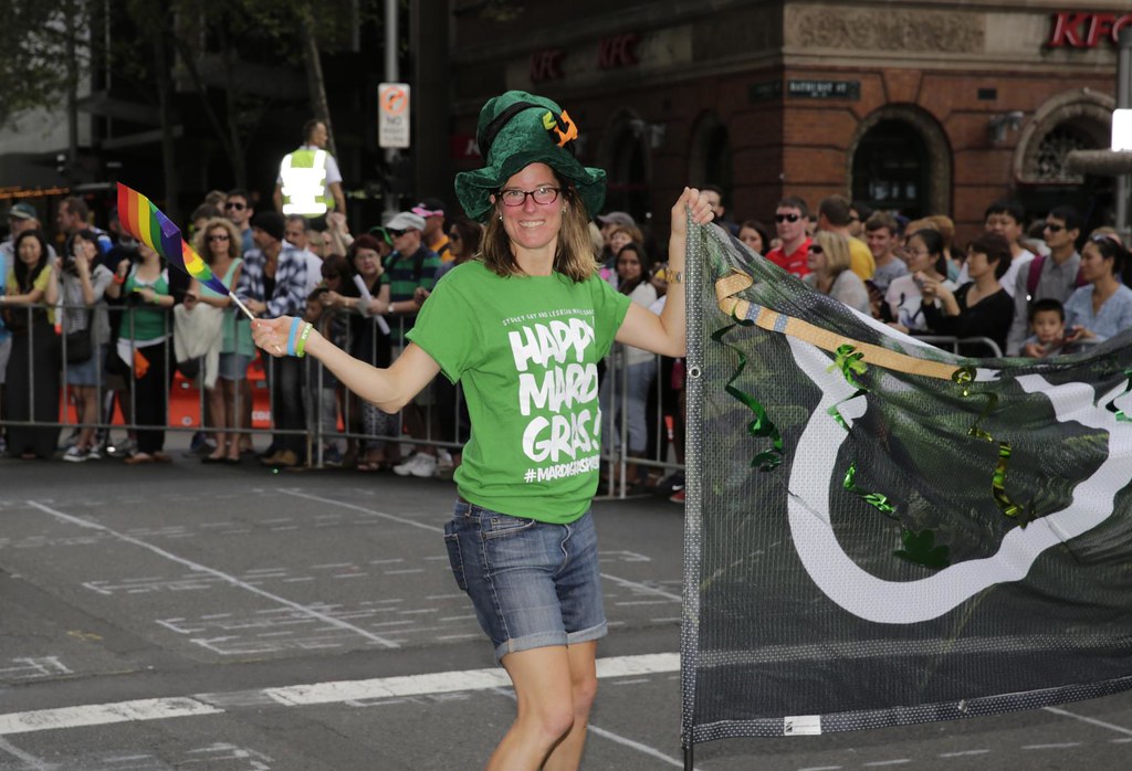 ann-marie calilhanna- mardigras first march @ st patricks day parade hyde park_384