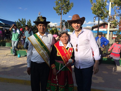 With the Mayor of Hualla, and the Queen of 2015