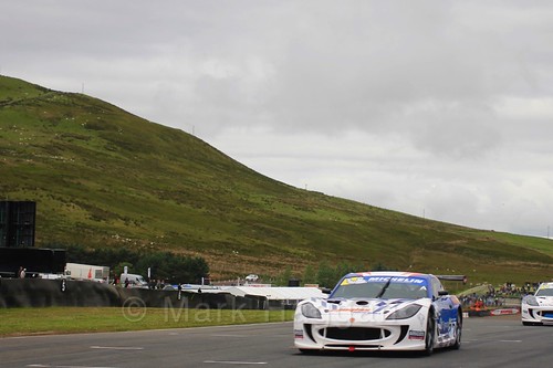 Mike Newbold in the Ginetta GT4 Supercup at the BTCC Knockhill Weekend 2016