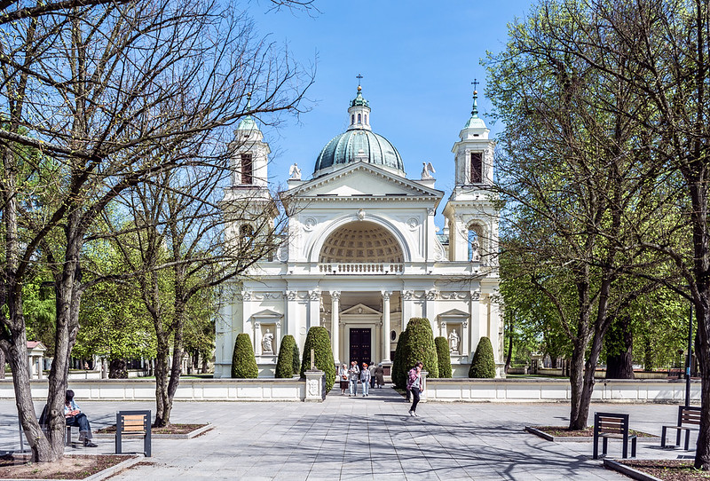 St. Anne's Church in Wilanów<br/>© <a href="https://flickr.com/people/123797402@N04" target="_blank" rel="nofollow">123797402@N04</a> (<a href="https://flickr.com/photo.gne?id=17126076880" target="_blank" rel="nofollow">Flickr</a>)