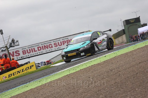 Mark Howard in BTCC race 2 during the Knockhill Weekend 2016