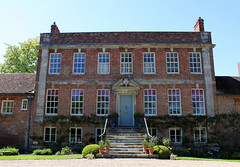 Особняк Walton Canonry в Британии