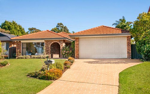 5 Rouse Place, Illawong NSW
