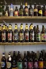 Anglų lietuvių žodynas. Žodis bottle collection reiškia butelių kolekciją lietuviškai.